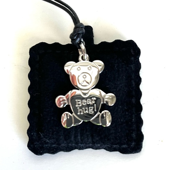 Pomellato Orsetto “Bear Hug” Limited Edition Sterling Silver Pendant - Picture 2 of 7